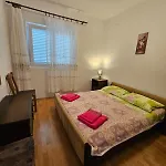 Savar 8079a Apartamento Brbinj