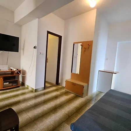 Savar 8079a Appartement Brbinj